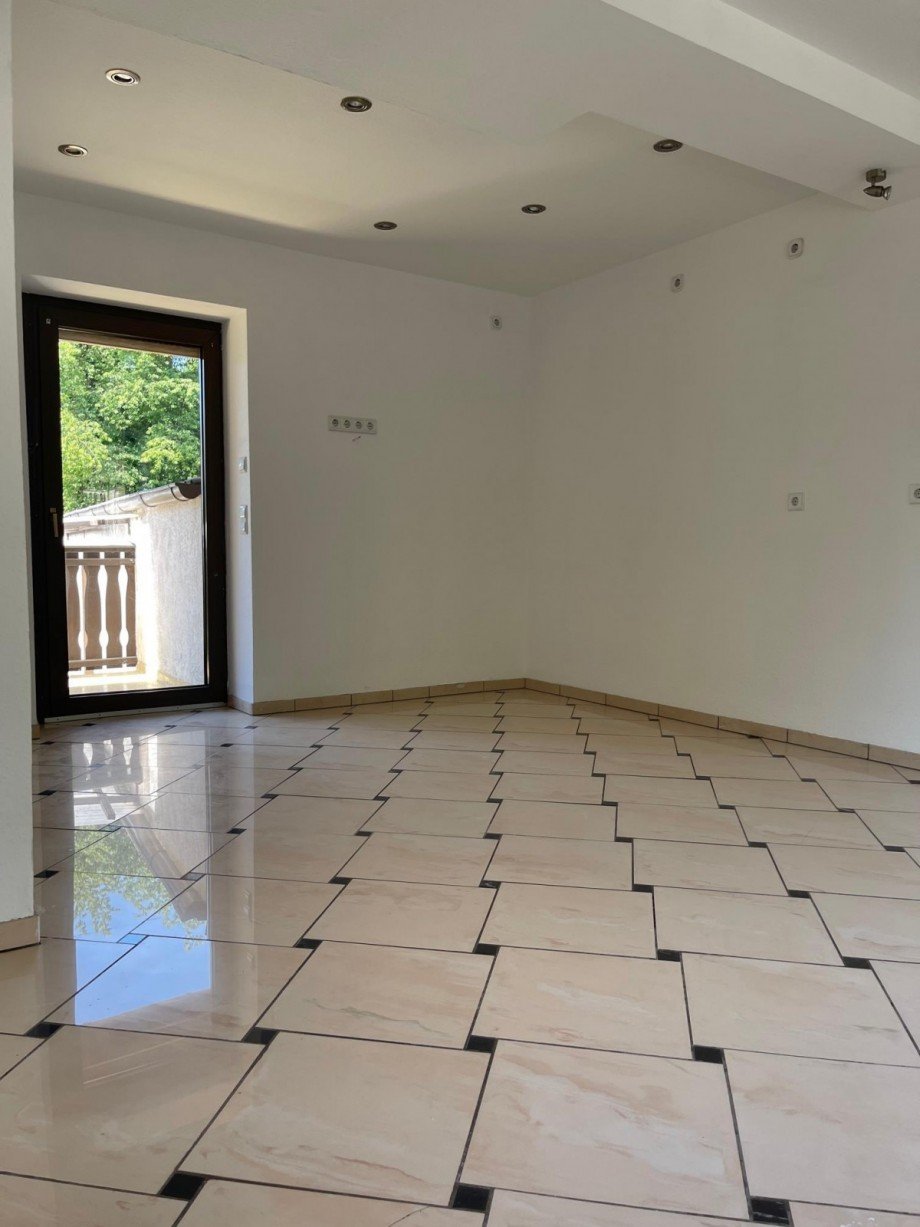 K�che mit Balkon Einfamilienhaus Runkel