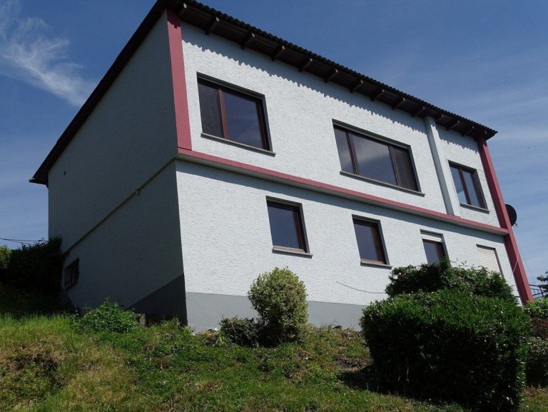 DSC00530 L�hnberg - Niedershausen Einfamilienhaus Leider verkauft! - Familiengl�ck - oder doch viel Platz nur f�r zwei?