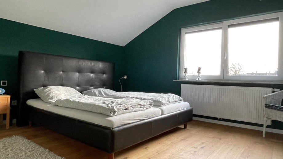 Schlafzimmer 1 Eltern Haus Weilburg