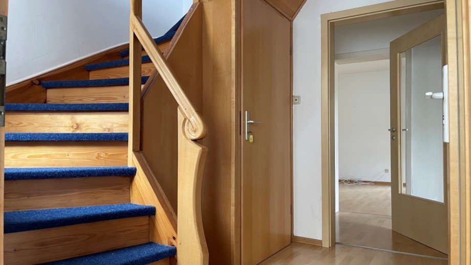 Flur nach oben Einfamilienhaus Weilburg