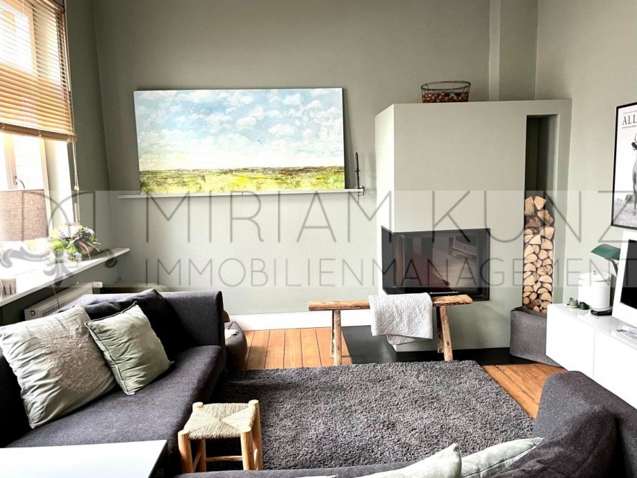 Wohnzimmer mit Kamin Stadthaus Limburg