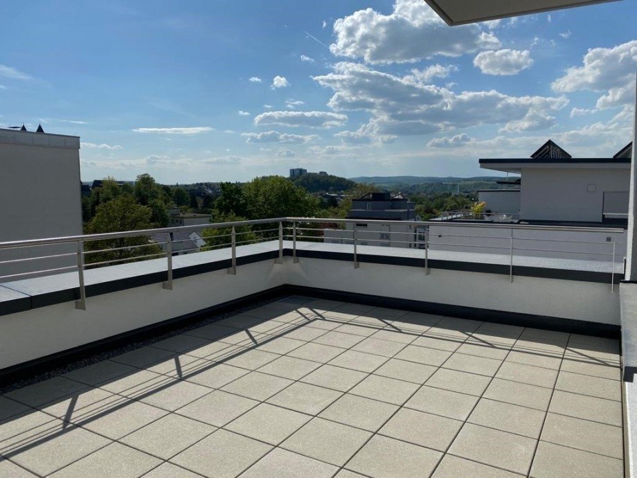 Terrasse - Blick S�dwesten Penthousewohnung Limburg