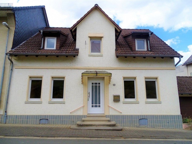 Front Villmar - Seelbach Einfamilienhaus Verkauft! Das Familienhaus!