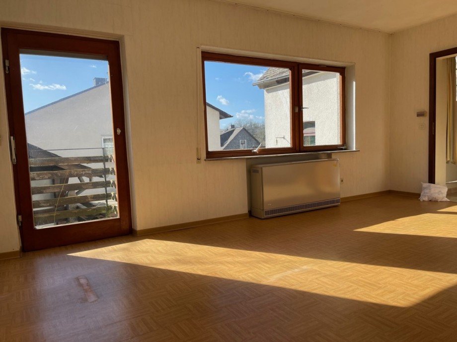 SZ (Balkon 2 mit Gartenzugang) Einfamilienhaus Villmar