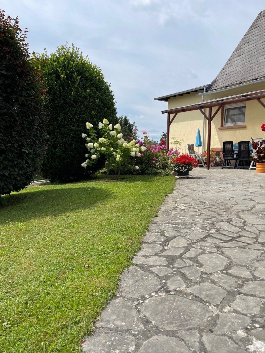 Weg zum Haus Einfamilienhaus Weilm�nster